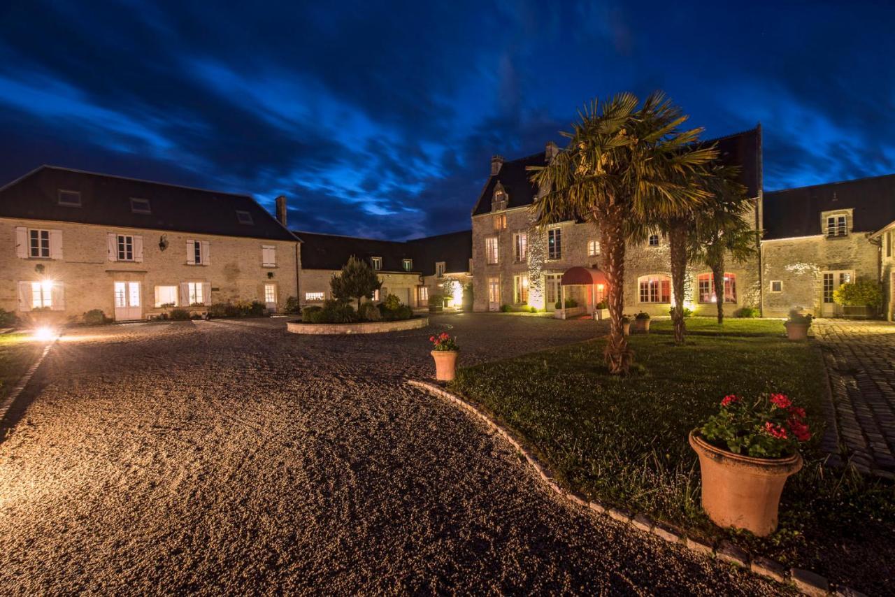 Le Manoir Des Marronniers Hotel Sully  Exterior photo
